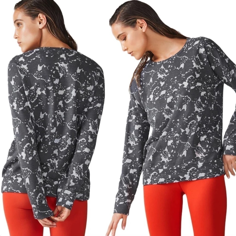 FABLETICS Gray White Burnout Long Sleeve Crewneck Shirt Top Size Small
